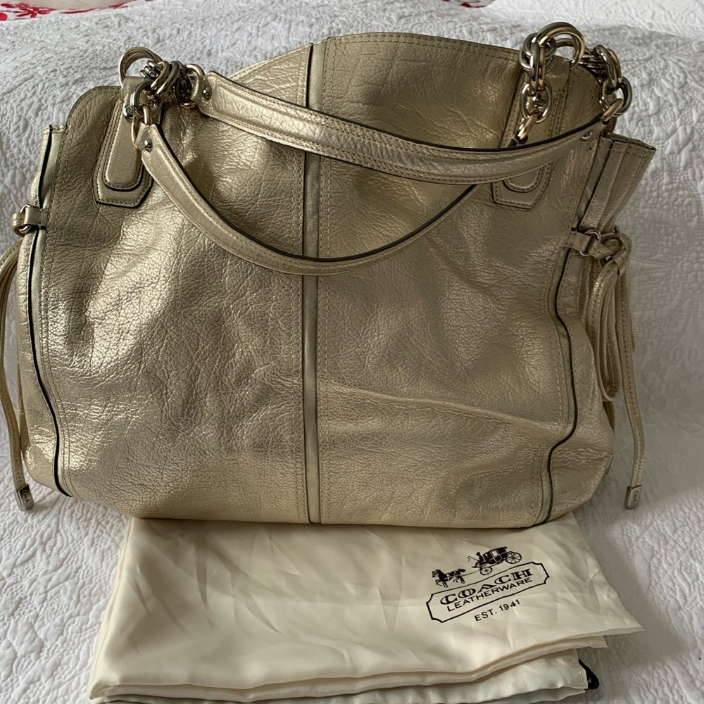 Coach purse - Picture 4 of 7